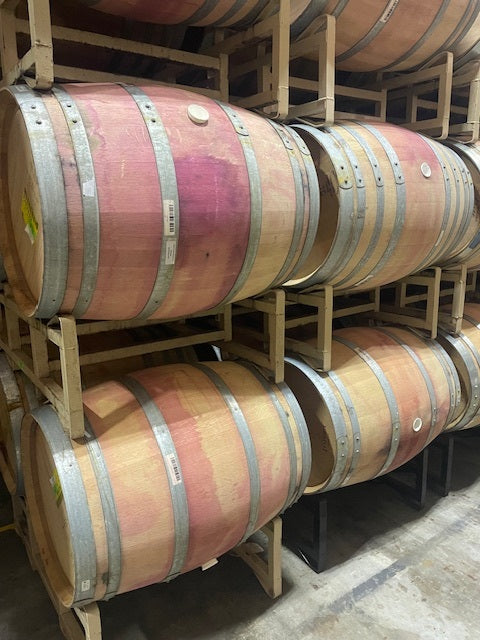 Beautiful 59g French Oak red wine barrel from a high end Napa Valley winery. Guaranteed clean, tight & refillable